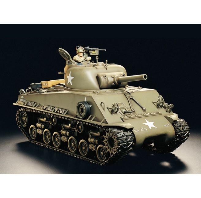 Tamiya 56014 Czołg M4 Sherman 105 p/opcja - foto 1