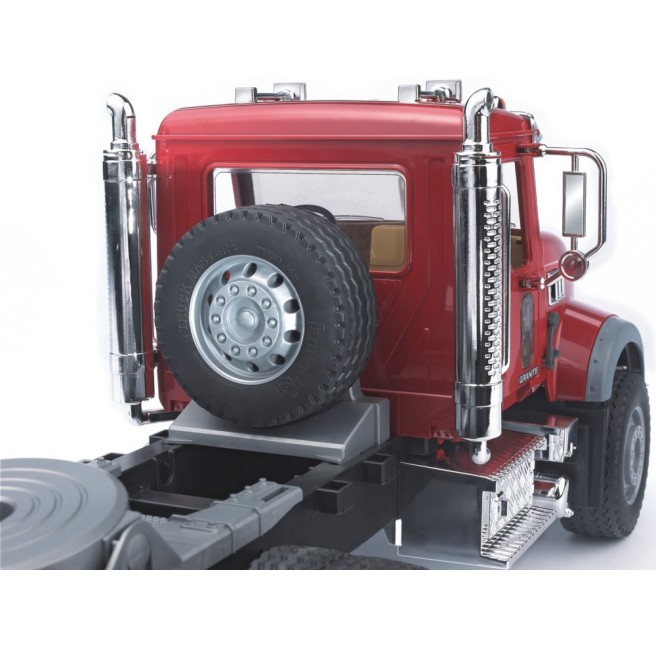 Bruder 02813 Mack z naczepą i koparko-ładowarką JCB