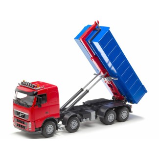 Emek 20755 Volvo FH hakowiec czerwony z kontenerem niskim niebieskim