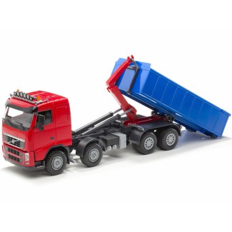 Emek 20755 Volvo FH hakowiec czerwony z kontenerem niskim niebieskim