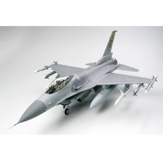 Tamiya 60315 1/32 Lockheed Martin F-16CJ Blk 50 (Fighting Falcon) - foto 2 Tamiya 60315 1/32 Lockheed Martin F-16CJ Blk 50 (Fighting Falcon) - foto 2