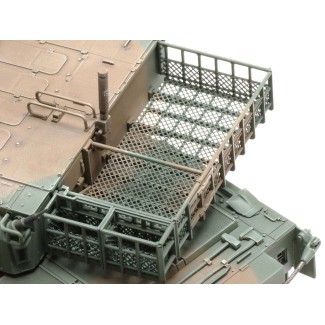 Tamiya 48215 RC JGSDF Typ 10 Panzer 2,4 GHz