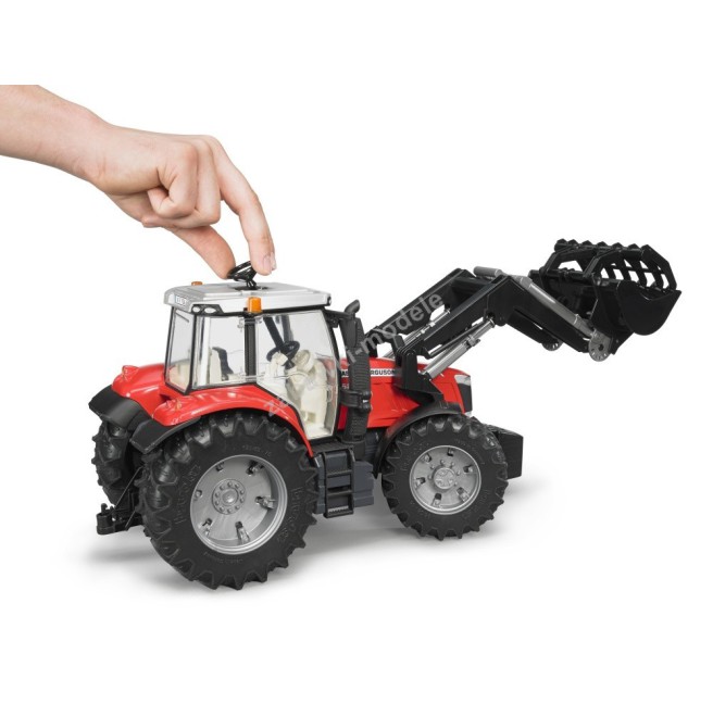 Bruder 03047 Traktor Massey Ferguson 7600 z ładowarka