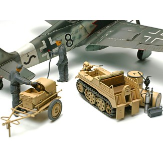 1/48 German Kettenkraftrad w/Aircraft Power Supply Tamiya 32533
