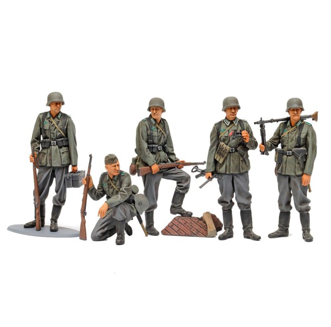 Tamiya 35371 WWII German Infantry Figures Set