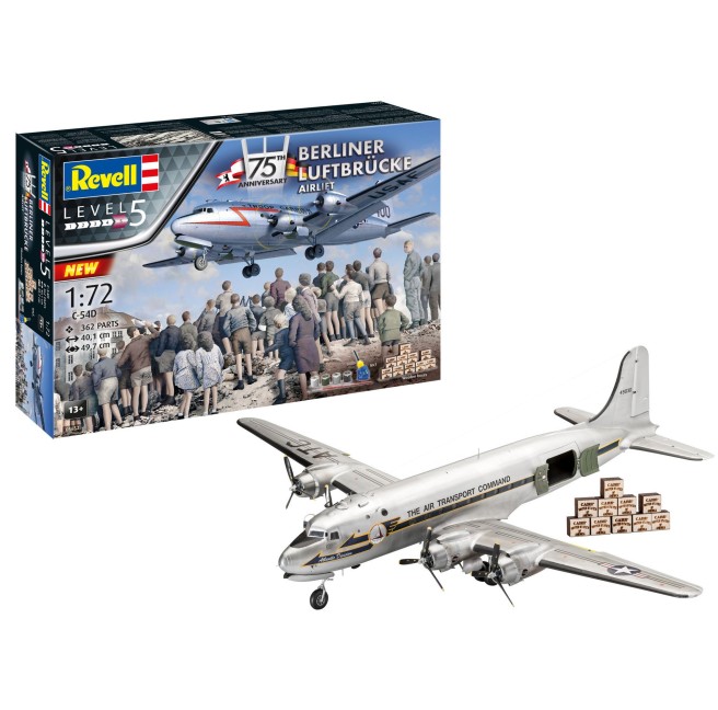 Revell C-54D aircraft model scale 1:72
