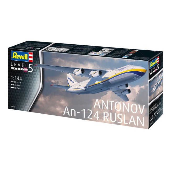 Antonov AN-124 Ruslan aircraft model by Revell in 1:144 scale.