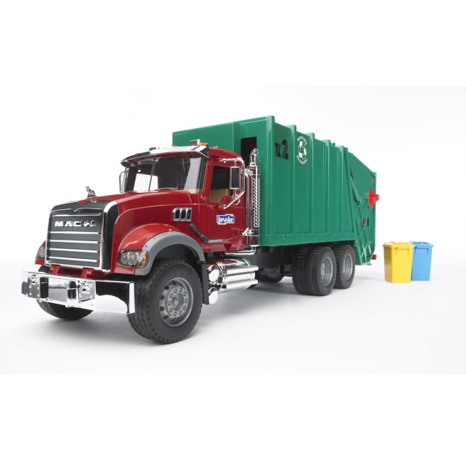 Mack Garbage Truck 02812