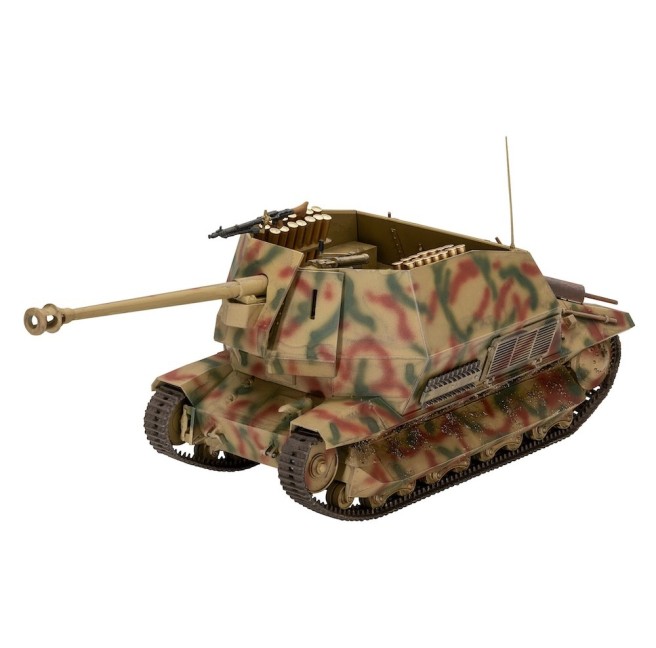 Model in 1:35 scale of Marder I on FCM 36 chassis with 7.5cm Pa.K. 40 gun.