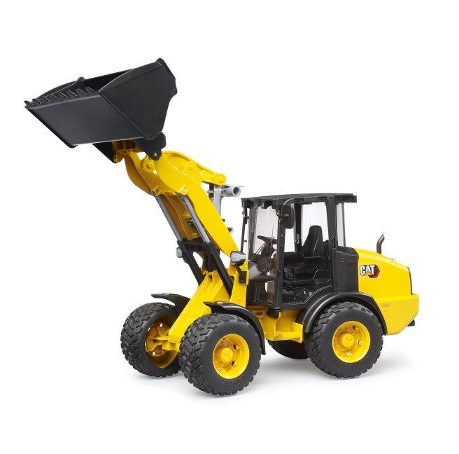 Yellow wheel loader Caterpillar Bruder 02485 for children.